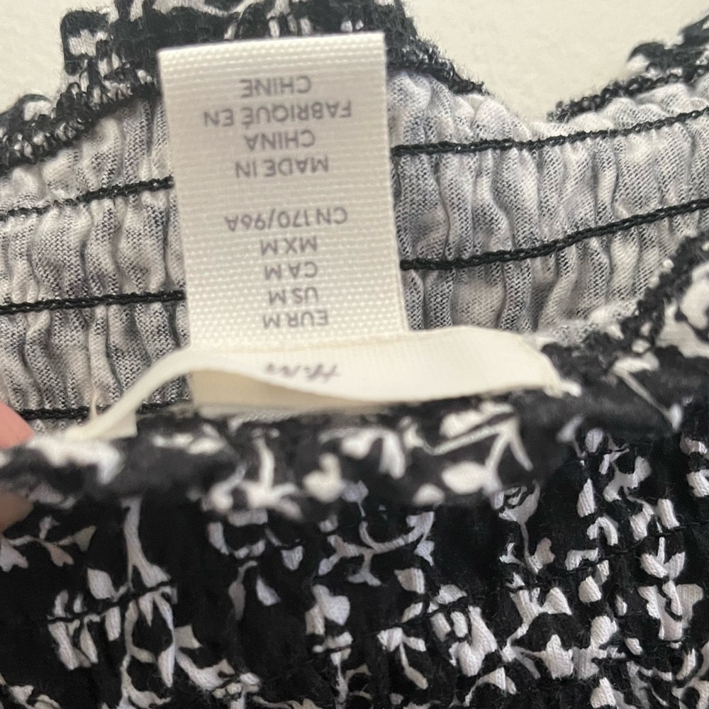 H&M smocked top , never used ( not recommended for girlies with size 36c)